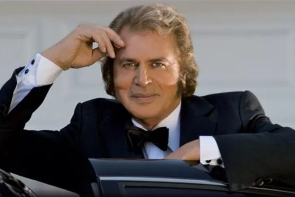 Engelbert Humperdinck Net Worth: Biography, Age, Early Life And Career Beginnings