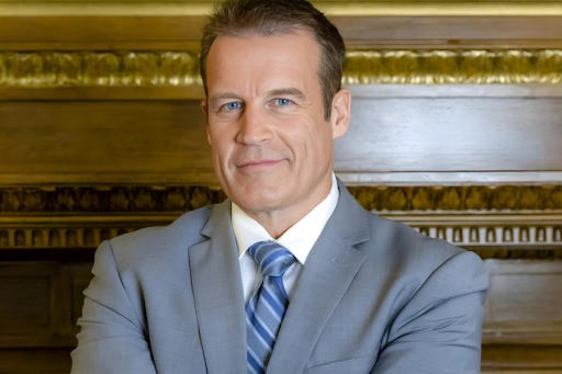 Mark Valley